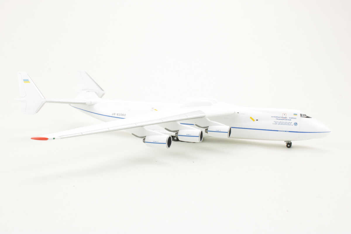 Antonov AN-225 "Mriya" Aviasit XXI 2008 UR-82060 Herpa 562768 1:400 – Bild 2
