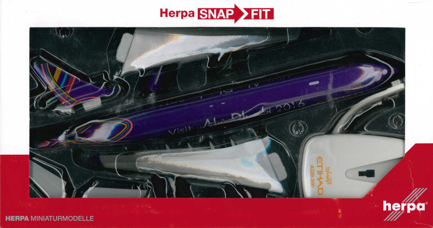 Airbus A330-300 Etihad "Visit Abu Dhabi" A6-AFA Herpa Snap-Fit 610568 1:200