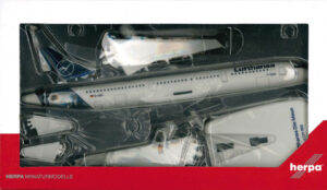 Airbus A321 Lufthansa "Die Maus" D-AIRY Herpa Snap-Fit 612432 1:200