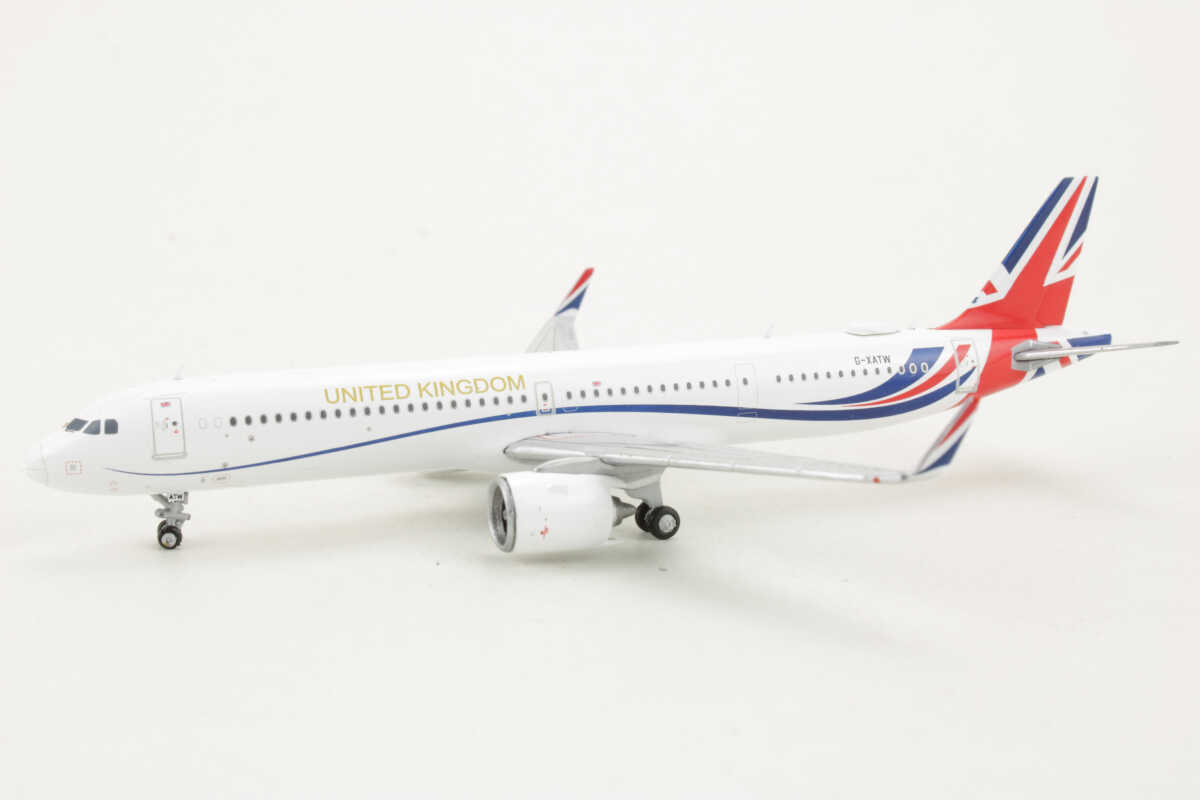 Airbus A321neo Royal Air Force "United Kingdom" G-XATW Gemini Macs GMRAF111 1:400 – Bild 3