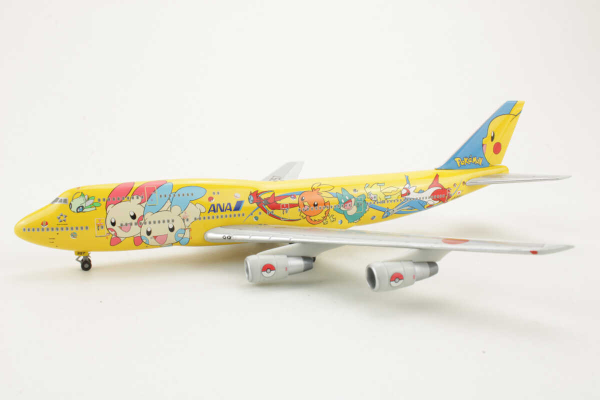 Boeing 747-400 ANA All Nippon Airways "Pikachu Jumbo" JA8957 Hogan NH40010 1:400 – Bild 3