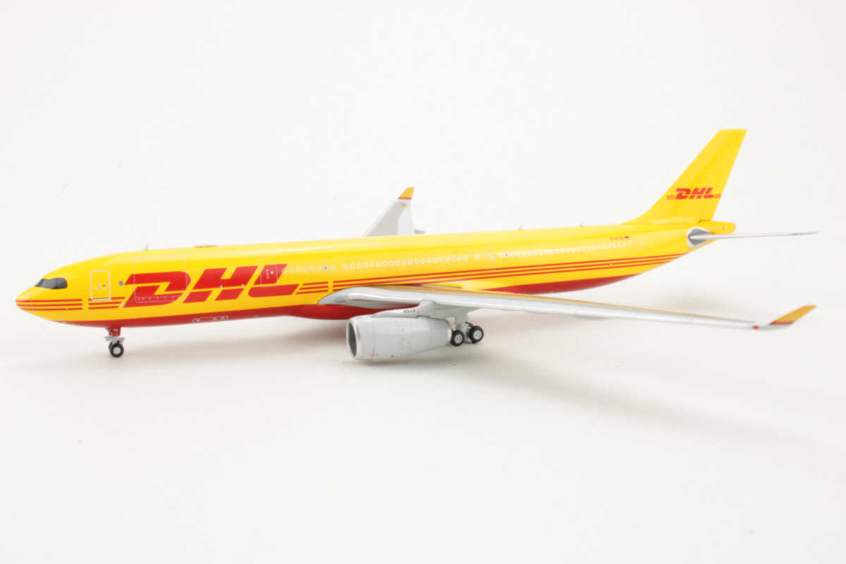Airbus A330-300P2F DHL D-ACVG JC Wings XX40012 1:400 – Bild 3