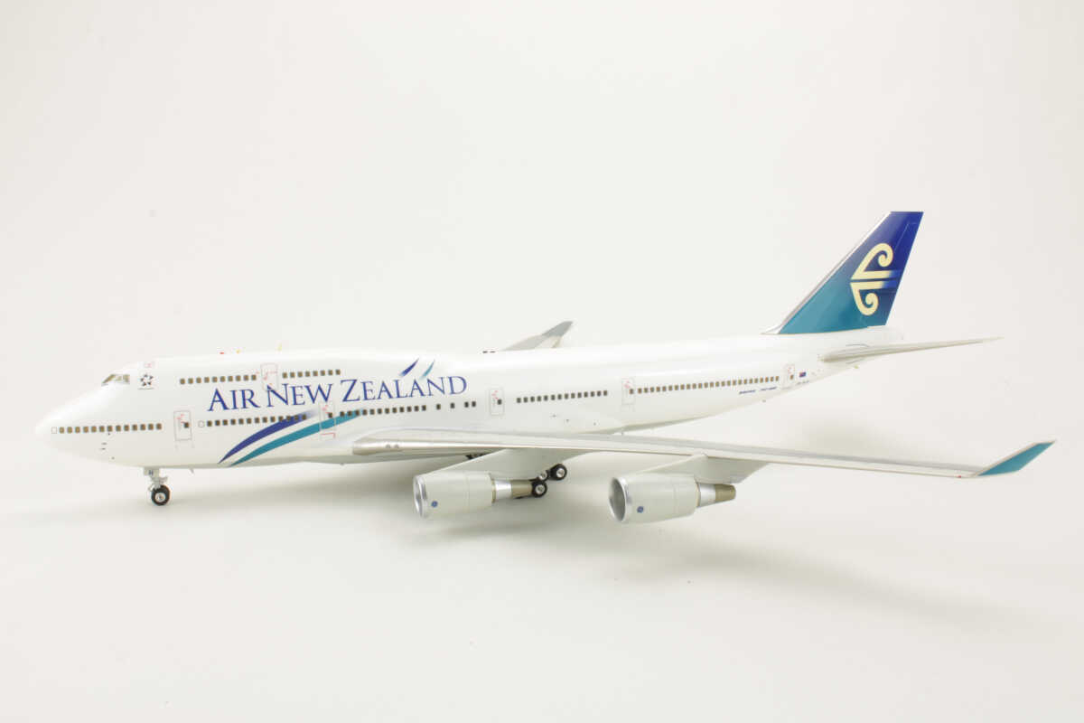 *2.Wahl* Boeing 747-400 Air New Zealand ZK-SUH Herpa Premium 016131 1:200 *2nd choice* – Bild 3