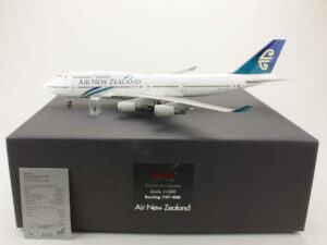 *2.Wahl* Boeing 747-400 Air New Zealand ZK-SUH Herpa Premium 016131 1:200 *2nd choice*