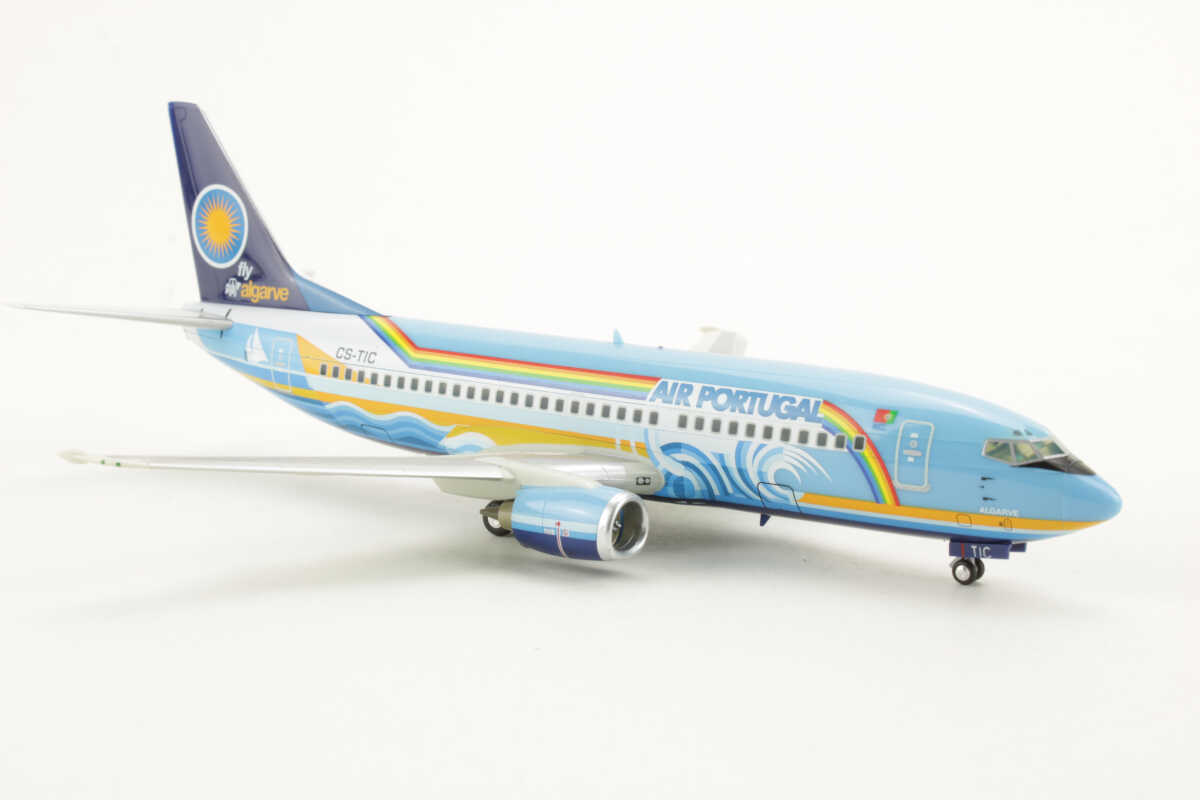 Boeing 737-300 TAP Air Portugal "Algarve" CS-TIC Herpa Premium 016285 1:200 - Image 2