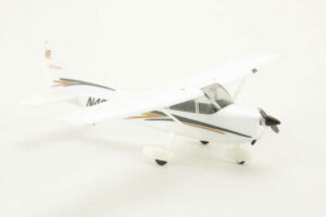 Alternative view of Cessna 172 Skyhawk N4058A Herpa 019200 1:87