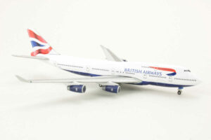 Alternative view of Boeing 747-400 British Airways G-CIVR Herpa 512497 1:500