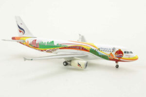 Alternative view of Airbus A320 Bangkok Airways "Guilin" HS-PGU Herpa 561648 1:400