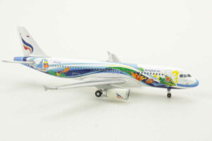 Alternative view of Airbus A320 Bangkok Airways "Samui" HS-PGV Herpa 561778 1:400