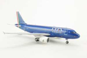 Alternative view of Airbus A319 ITA Airways "Pietro Mennea" EI-IMN Herpa 572798 1:200