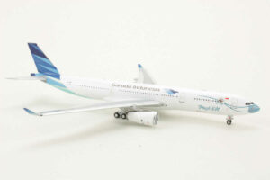 Alternative view of Airbus A330-300 Garuda Indonesia "Mask on" PK-GHC NG Models 62055 1:400