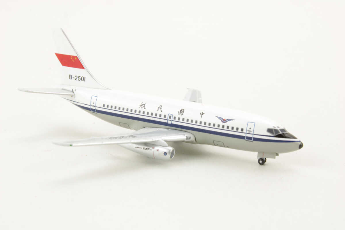 Boeing 737-200 Air China B-2501 Aeroclassics AC18091 1:400 – Bild 2