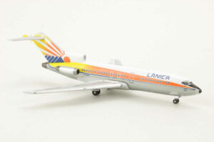 Alternative view of Boeing 727-100 Lanica AN-BSQ Aeroclassics ACLAN088 1:400