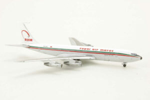 Alternative view of Boeing 707-320C Royal Air Maroc CN-RMC Aeroclassics 1:400
