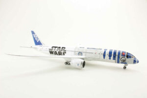 Alternative view of Boeing 787-9 ANA All Nippon Airways JA873A JC Wings EW2789009 1:200