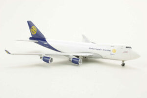Alternative view of Boeing 747-400 Global Supply Systems G-GSSA Big Bird 1:400
