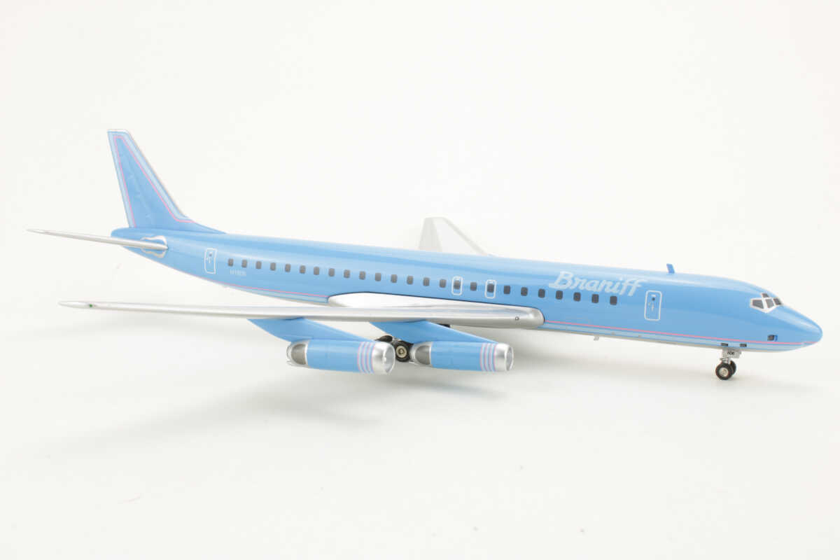 *2.Wahl* Douglas DC-8-62 Braniff N1806 Inflight200 IF80004 1:200 *2nd choice* – Bild 2
