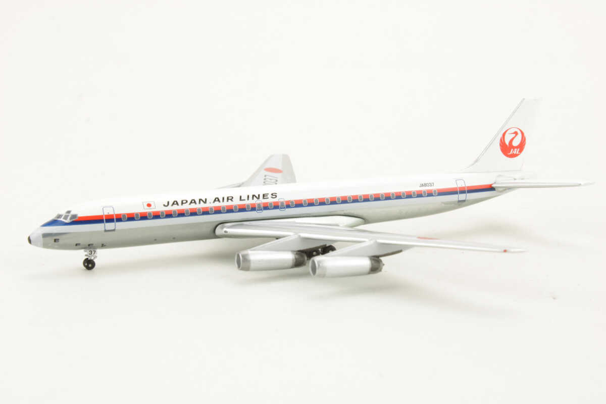 Douglas DC-8-62 JAL Japan Air Lines "Exclusive for eztoys" JA8037 Aeroclassics 1:400 – Bild 3
