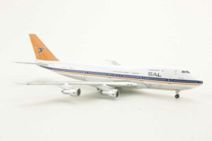 Alternative view of Boeing 747-244B South African Airways "Tafelberg" ZS-SAL Jet-X JX604B 1:400
