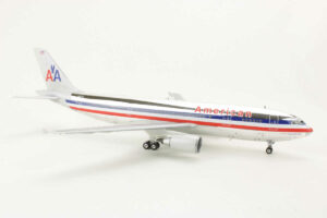 Alternative view of Airbus A300-600 American Airlines "polished" N80084 Herpa Premium 1:200