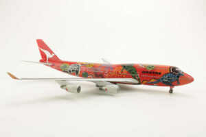 Alternative view of Boeing 747-400 Qantas "Wunala Dreaming" VH-OJB Flaps-down JC Wings XX20375A 1:200