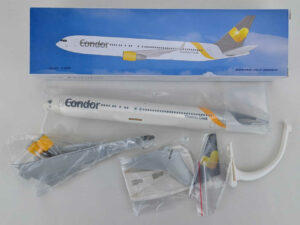 Alternative view of Boeing 767-300ER Condor "Heart" PPC Holland 221553 Snap-Fit 1:200