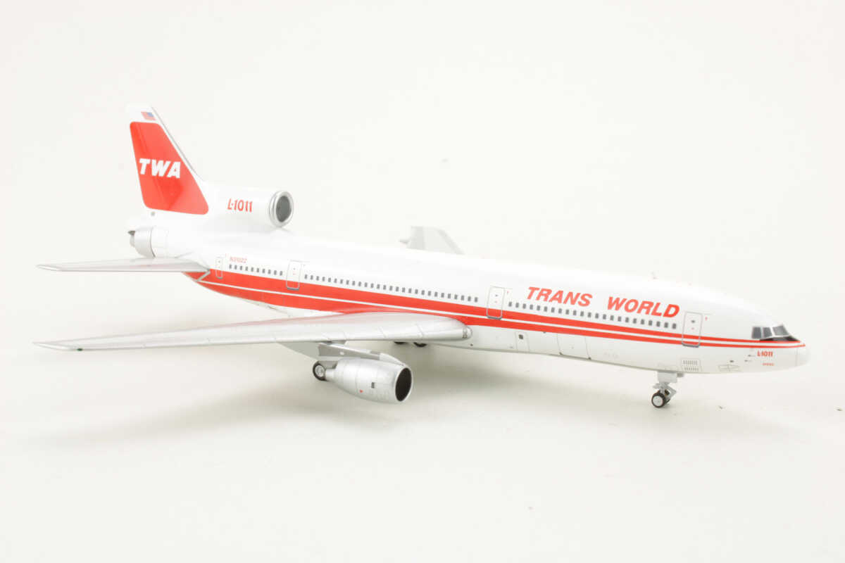 Lockheed L-1011-50 TWA Trans World Airlines N31022 NG Models 32006 1:400 – Bild 2
