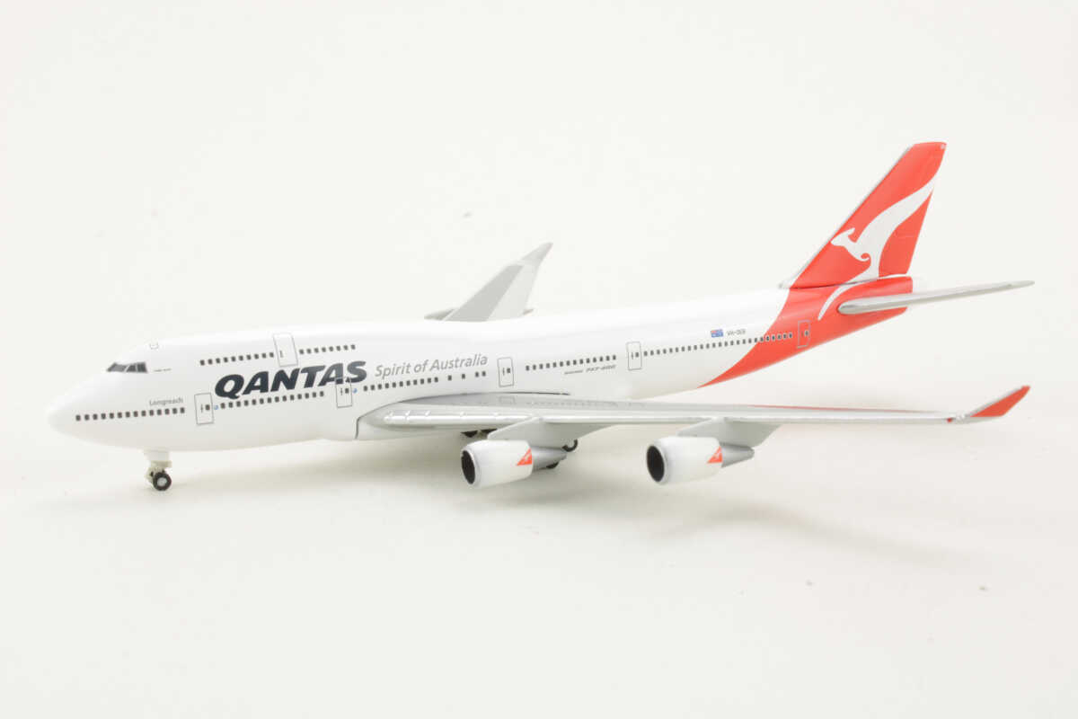Boeing 747-400 Qantas VH-OEB Herpa 506830 1:500 – Bild 3