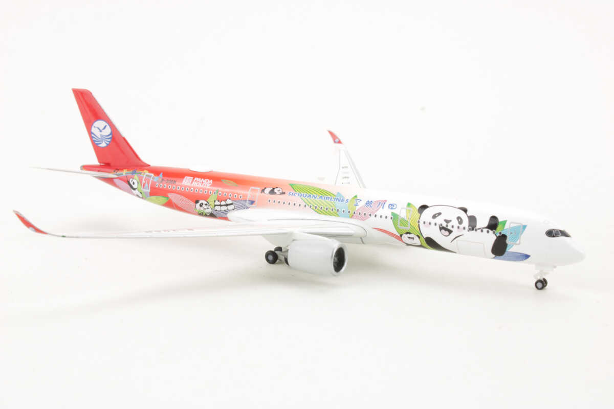 Airbus A350-900 Sichuan Airlines "Panda Route" B-306N Herpa 534499 1:500 – Bild 2