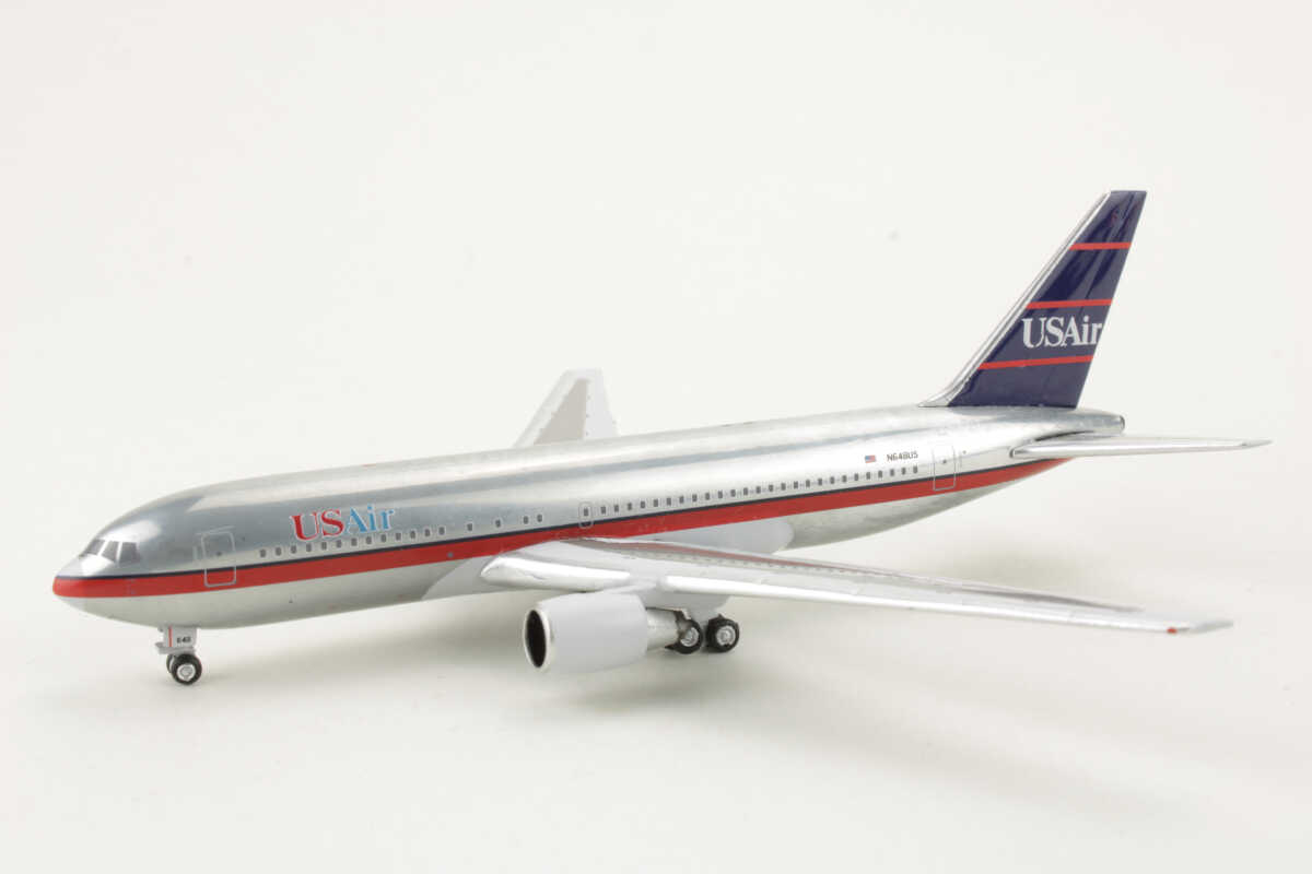 Boeing 767-200 US Air N648US Aeroclassics AC419456 1:400 – Bild 3