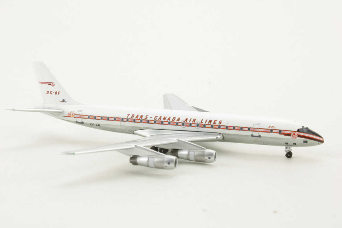 Douglas DC-8-50CF Trans-Canada Air Lines CF-TJL Aeroclassics AC81017 1:400 - Image 2