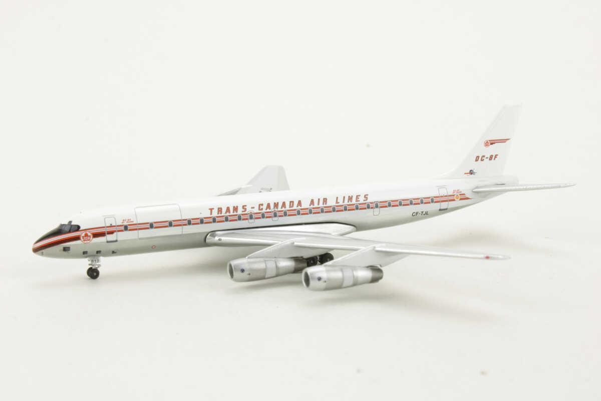 Douglas DC-8-50CF Trans-Canada Air Lines CF-TJL Aeroclassics AC81017 1:400 - Image 3
