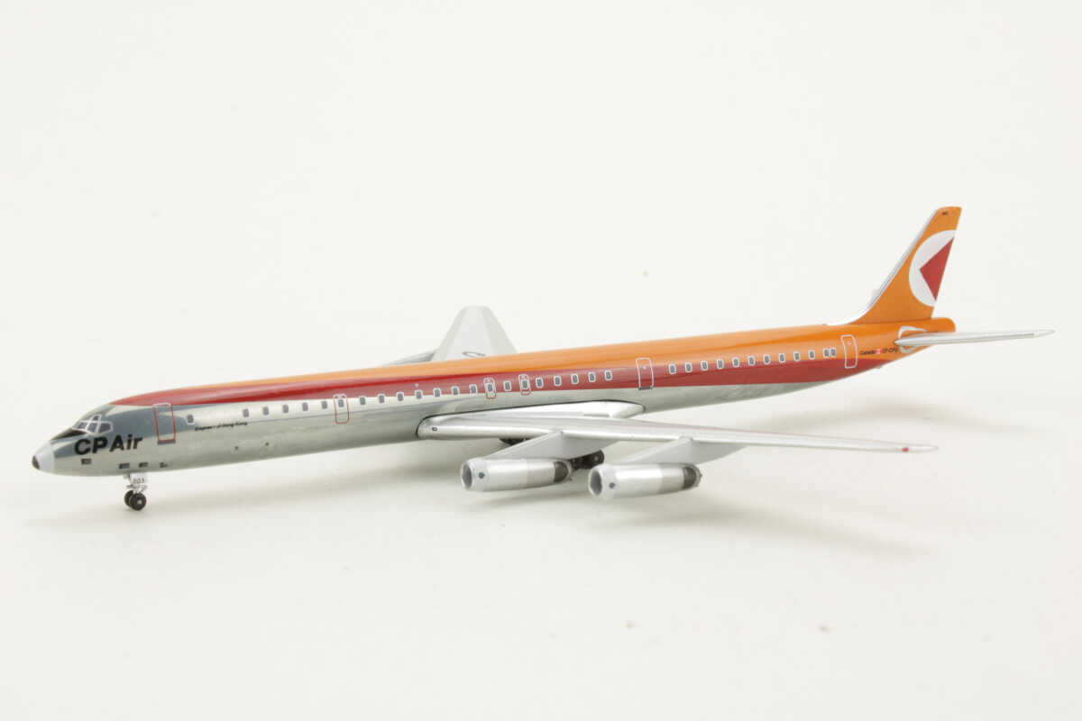 Douglas DC-8-63 CP Air Aeroclassics ACCPA0608 1:400 – Bild 3