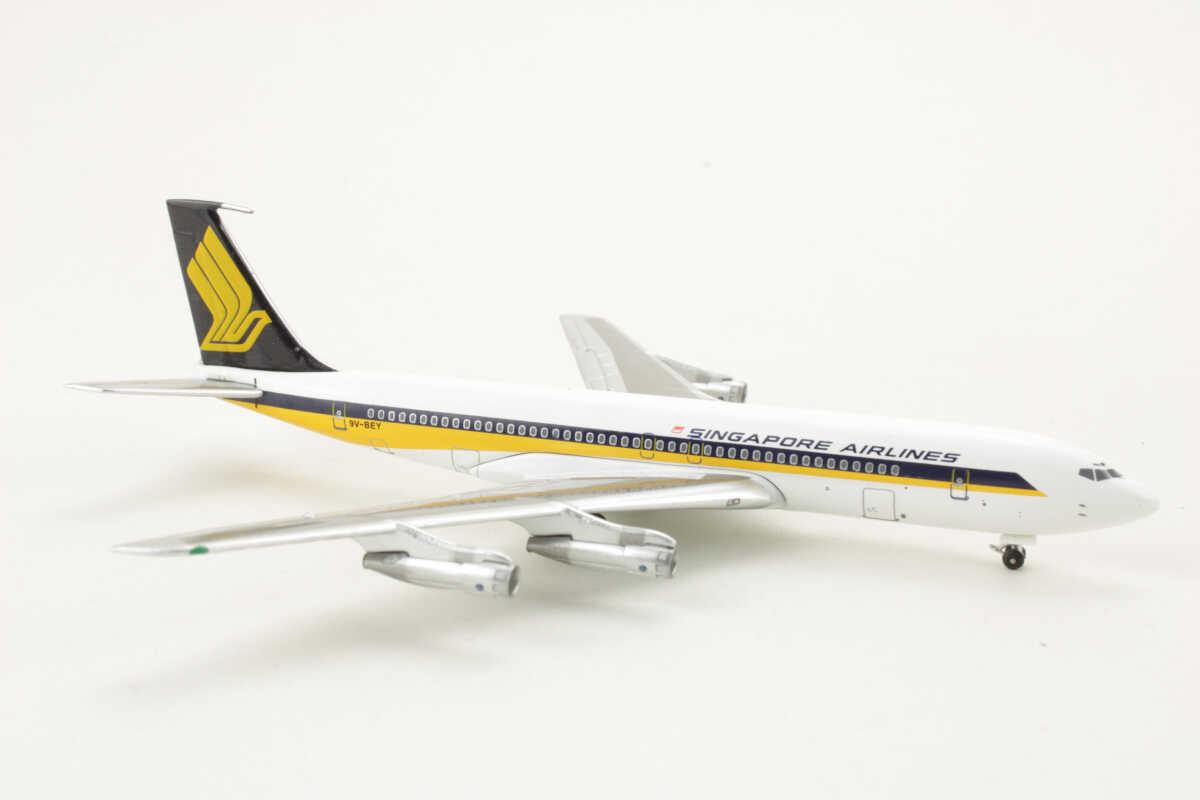 Boeing 707-320C Singapore Airlines 9V-BEY Aeroclassics BBX41618 1:400 – Bild 2