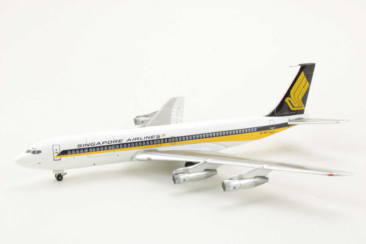 Boeing 707-320C Singapore Airlines 9V-BEY Aeroclassics BBX41618 1:400 – Bild 3