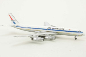 Alternative view of Douglas DC-8-50F United Airlines "Jet Freighter" N8047U Exclusive for Scale Hangar members Aeroclassics HC-046A 1:400