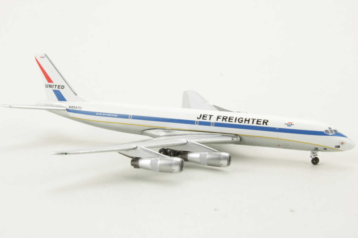 Douglas DC-8-50F United Airlines "Jet Freighter" N8047U Exclusive for Scale Hangar members Aeroclassics HC-046A 1:400 - Image 2
