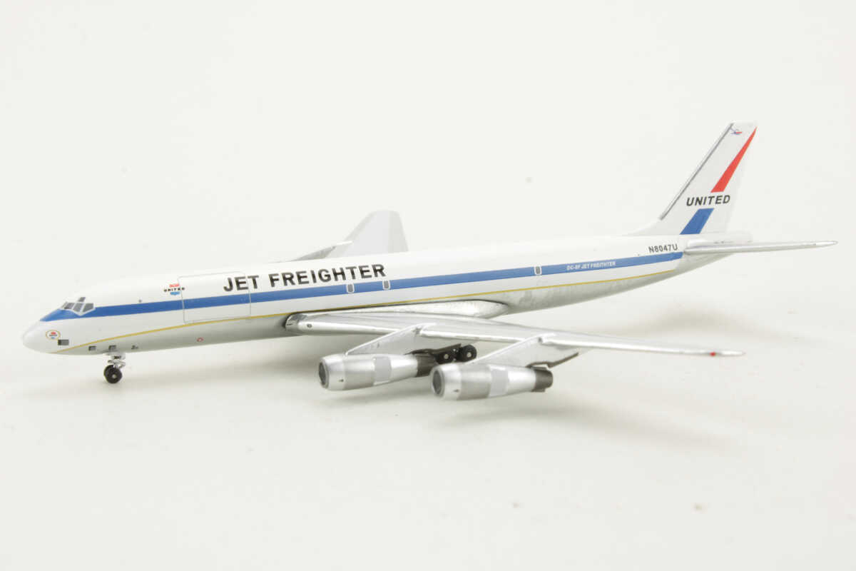 Douglas DC-8-50F United Airlines "Jet Freighter" N8047U Exclusive for Scale Hangar members Aeroclassics HC-046A 1:400 - Image 3