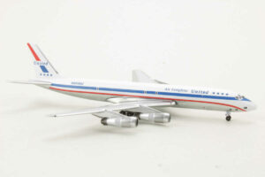 Alternative view of Douglas DC-8-50F United Airlines N8046U "Exclusive for Scale Hangar" Aeroclassics HC-046B 1:400