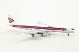 Alternative view of Douglas DC-8-62F Thai Cargo HS-TGS Aeroclassics 1:400