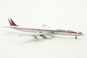 Alternative view of Douglas DC-8-63 Philippine Airlines PH-DEL Aeroclassics 1:400