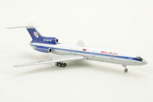 Alternative view of Tupolev TU-154M Belavia EW-85748 Phoenix 11004 1:400