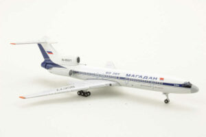 Alternative view of Tupolev TU-154M Mavial Magadan Airlines RA-85677 Aeroclassics ACMVL061 1:400