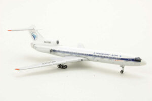 Alternative view of Tupolev TU-154B Aeroflot Don RA-85527 "Exclusive for Scale Hangar Club" Aeroclassics HC-006 1:400