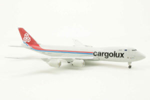 Alternative view of Boeing 747-8 Cargolux LX-VCD Herpa 519199-001 1:500