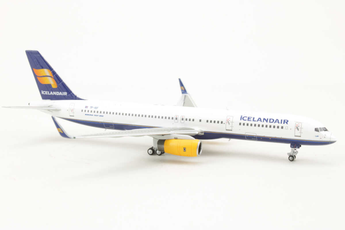 Boeing 757-200 Icelandair TF-ISF NG Models 53026 1:400 – Bild 2