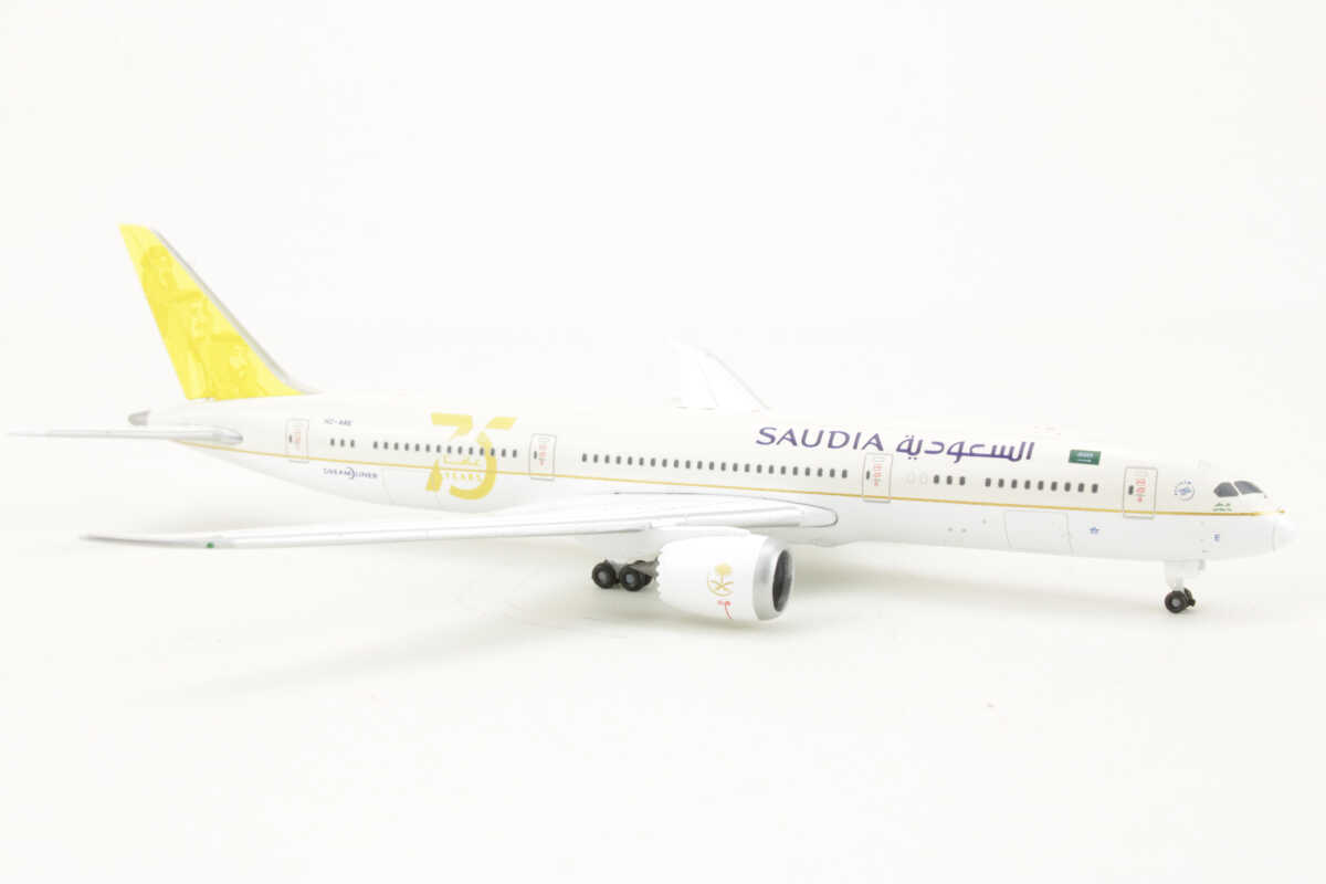 Boeing 787-9 Saudia "75 years" HZ-ARE Herpa 536486 1:500 – Bild 2