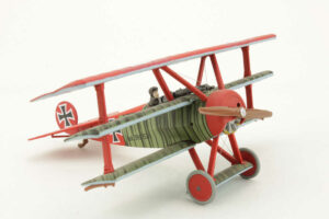 Alternative view of Fokker DR1 152/17 Ritt. Manfred von Richthofen, March 1918 Corgi AA38304 1:48