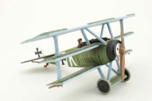 Alternative view of Fokker DR.I Triplane 213/17 "K", Lt Friedrich "Fritz" Kempf, Jasta 2 "Boelcke", Cambrai, France, May 1917 Corgi AA38306 1:48