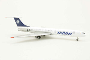 Alternative view of Ilyushin IL-62M Tarom YR-IRE Gemini Jets GJROT1492 1:400
